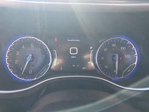 New 2026 Chrysler Pacifica Select image 14