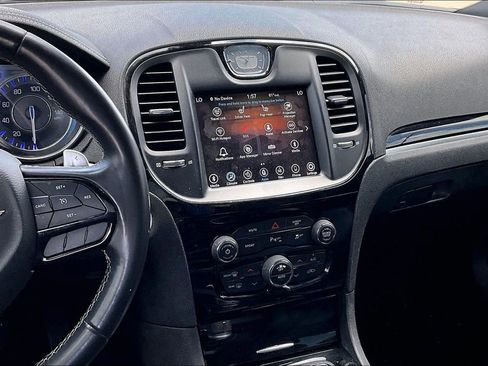 Used 2021 Chrysler 300 S RWD image 9