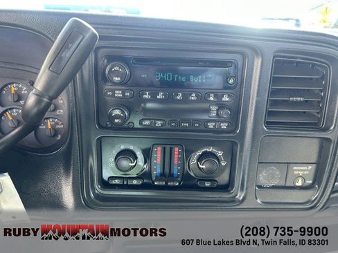 Used 2006 Chevrolet Silverado 2500 W/T image 10