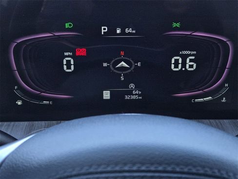 Used 2023 Kia Telluride EX w/ EX Captain's Chair Package image 6