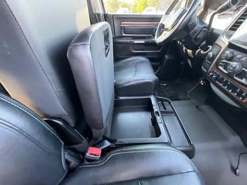 Used 2018 RAM 2500 Laramie w/ Off Road Package AWD/4WD image 37