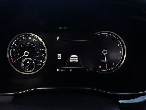 New 2026 Genesis G70 2.5T Prestige image 7