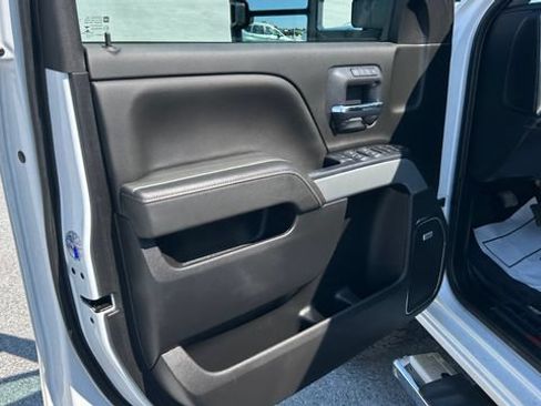 Certified 2019 Chevrolet Silverado 3500 LTZ w/ Duramax Plus Package AWD/4WD image 17