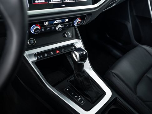 Certified 2023 Audi Q3 2.0T Premium w/ Convenience Package AWD/4WD image 12