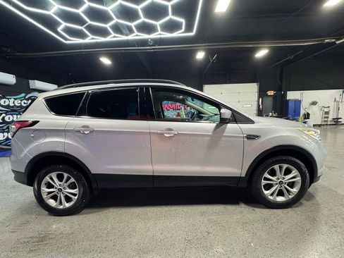 Used 2018 Ford Escape SE AWD/4WD image 7
