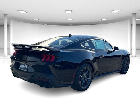 New 2025 Ford Mustang Dark Horse image 4