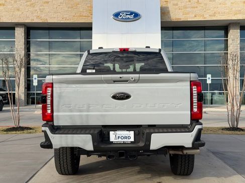 New 2026 Ford F250 Lariat w/ Black Appearance Package image 43