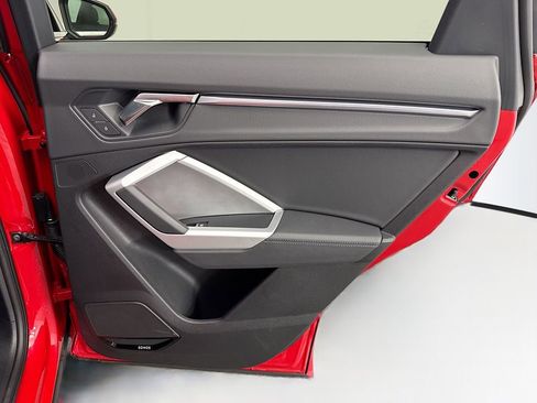 Used 2025 Audi Q3 2.0T Premium Plus w/ Premium Plus Package image 25