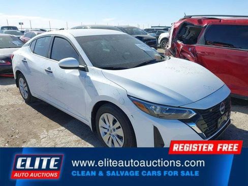 Used 2025 Nissan Sentra S image 1