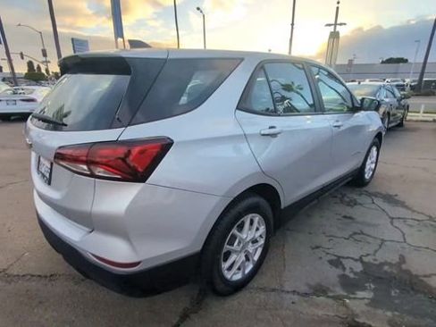 Certified 2022 Chevrolet Equinox LS image 8