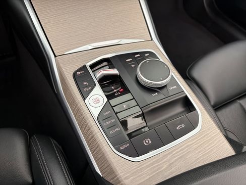 Used 2025 BMW 430i Convertible RWD image 17