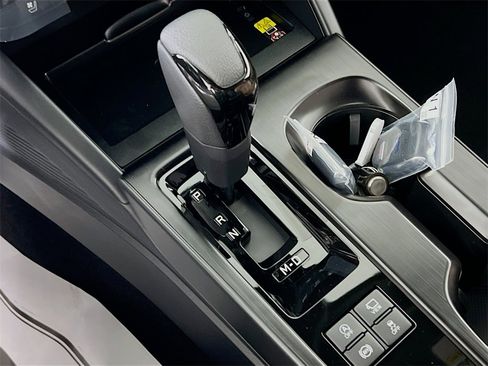 New 2026 Subaru Outback Touring XT image 15