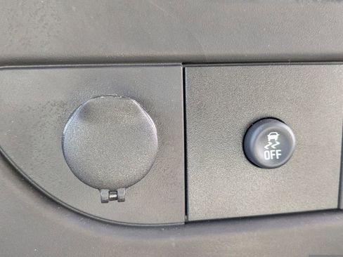 New 2025 Chevrolet Express 3500 w/ Power Convenience Package image 24