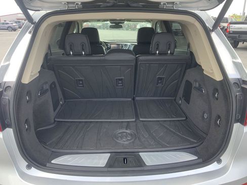 Used 2018 Buick Envision Essence w/ LPO, Hit The Road Package FWD image 10