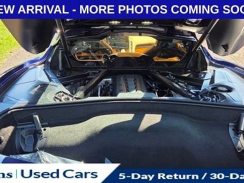 Used 2025 Chevrolet Corvette Stingray Premium Cpe w/ Z51 Performance Package RWD image 10