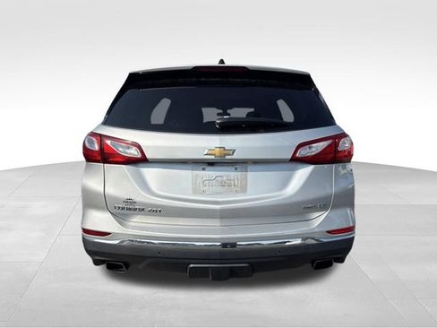 Used 2018 Chevrolet Equinox LT w/ Sun & Infotainment Package AWD/4WD image 7