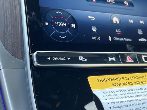 New 2026 Mercedes-Benz GLC 300 4MATIC image 32