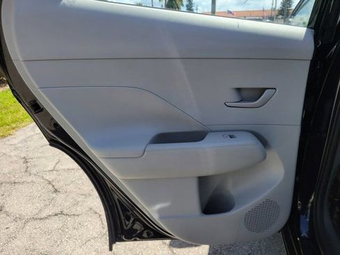 Certified 2026 Hyundai Kona SE FWD image 9