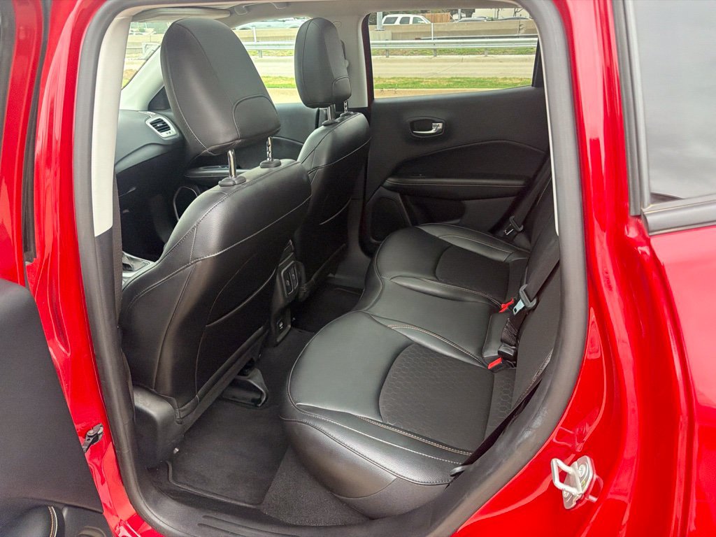 Used 2020 Jeep Compass Latitude FWD image 13
