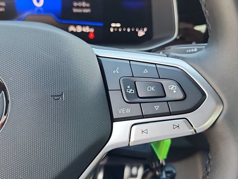 Certified 2025 Volkswagen Jetta Sport FWD image 17
