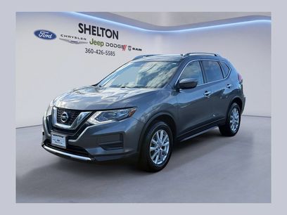 Used 2017 Nissan Rogue SV