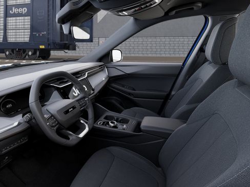 New 2026 Jeep Cherokee Laredo image 30