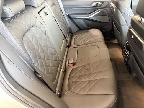 Used 2026 BMW X5 M60i w/ Climate Comfort Package AWD/4WD image 11