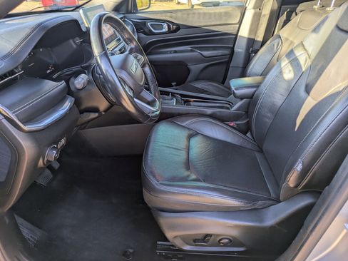 Used 2022 Jeep Compass High Altitude AWD/4WD image 10