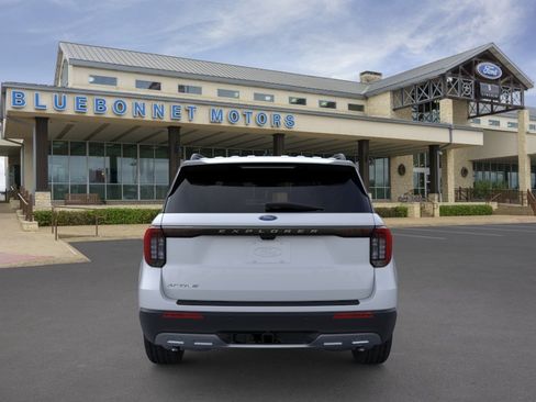 New 2026 Ford Explorer Active w/ Active Comfort Package RWD image 5