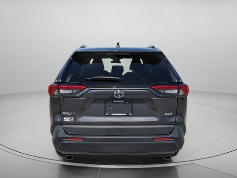 Used 2023 Toyota RAV4 XLE w/ Convenience Package FWD image 7