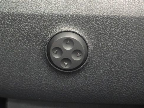 New 2026 Mercedes-Benz GLC 300 GLC 300 image 36