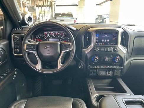 Used 2020 Chevrolet Silverado 1500 RST w/ Texas Edition AWD/4WD image 12