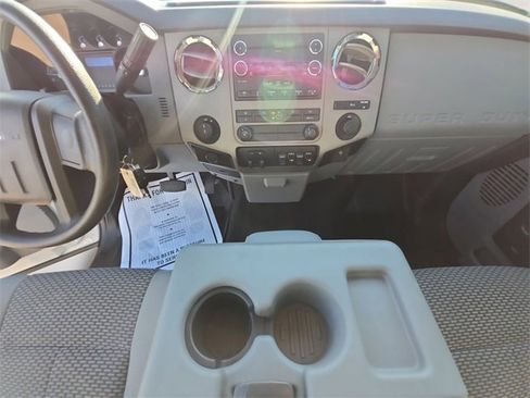 Used 2012 Ford F350 XLT w/ XLT Interior Pkg image 11