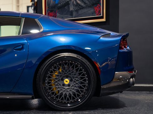 Used 2021 Ferrari 812 GTS RWD image 19