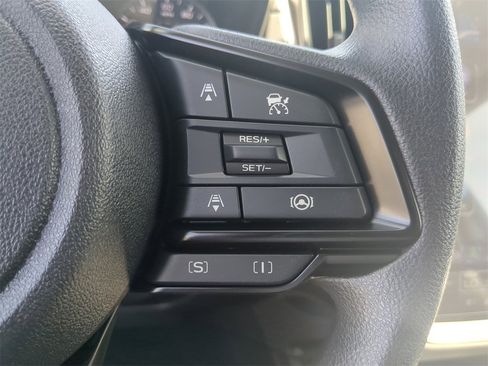 Certified 2025 Subaru Crosstrek 2.0i Premium image 27