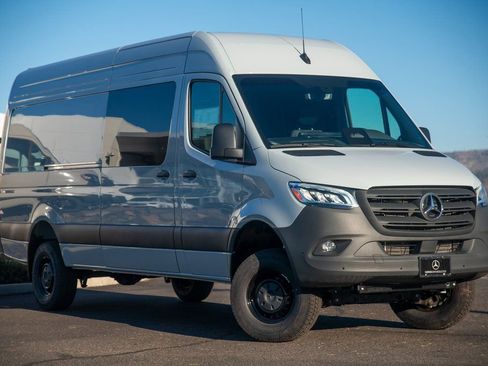 New 2025 Mercedes-Benz Sprinter 2500 image 3