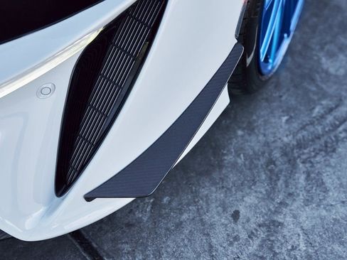 Used 2023 McLaren Artura RWD image 12