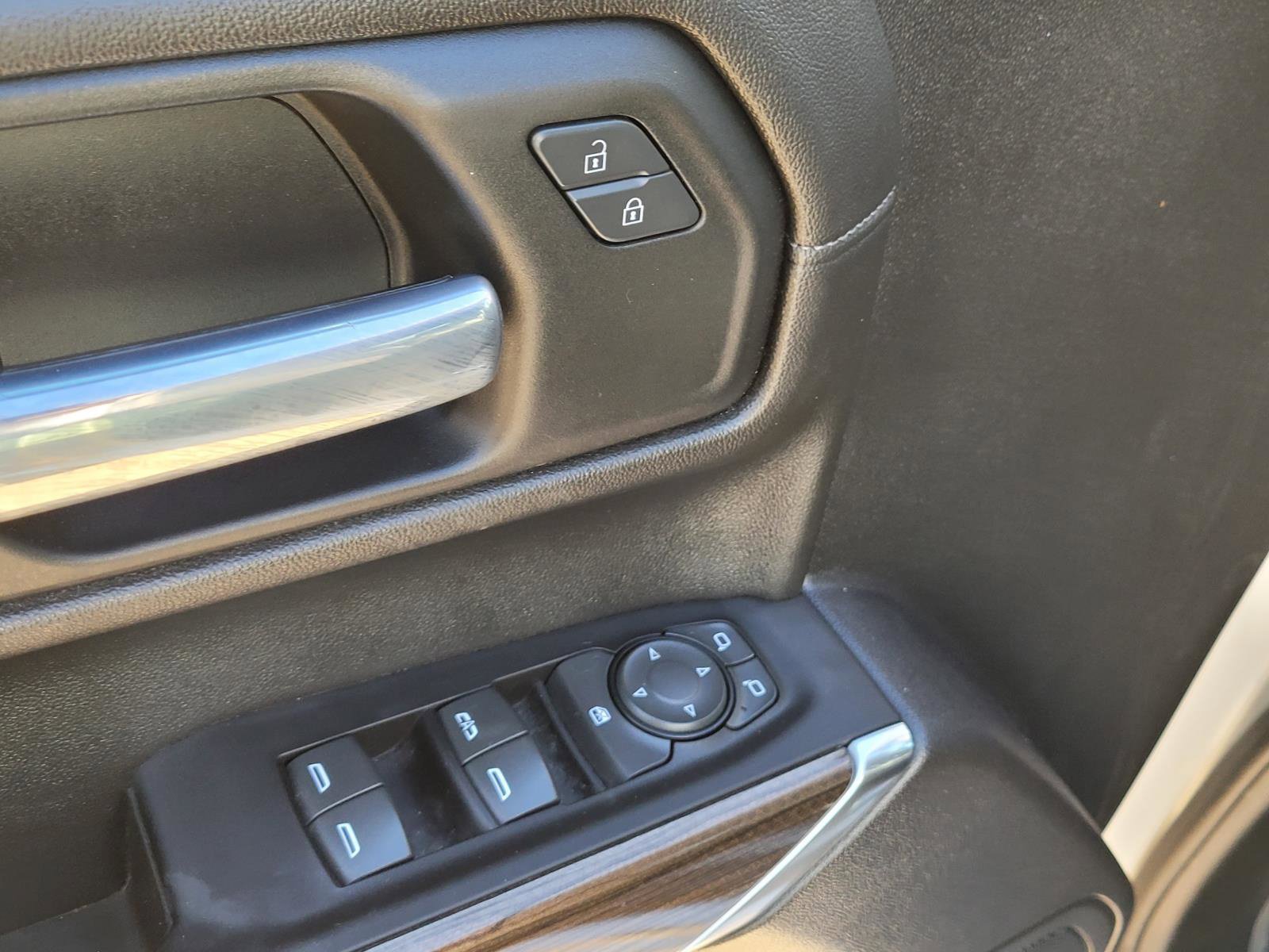 Used 2022 Chevrolet Silverado 1500 RST w/ Texas Edition Plus AWD/4WD image 22