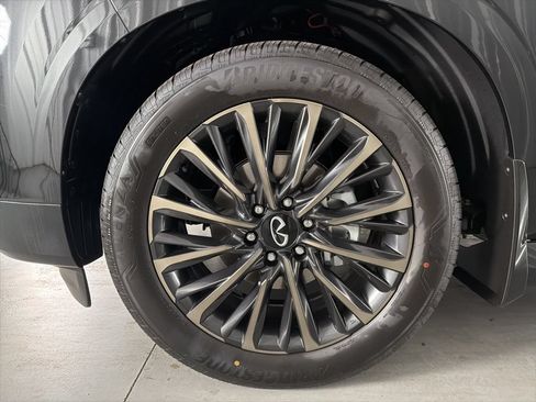 Certified 2026 INFINITI QX80 Autograph w/ Autograph Exterior Package AWD/4WD image 4