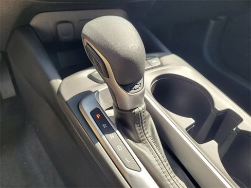 Certified 2025 Chevrolet Trax LS image 20