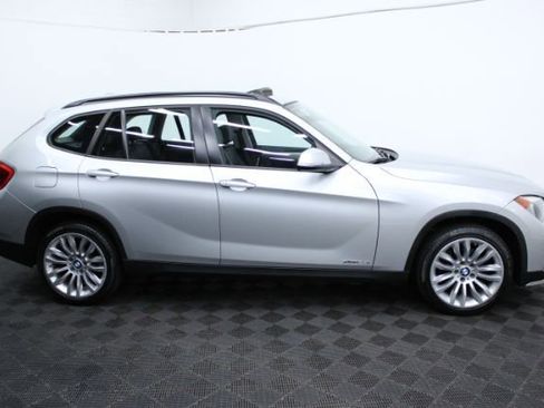 Used 2015 BMW X1 xDrive28i image 4