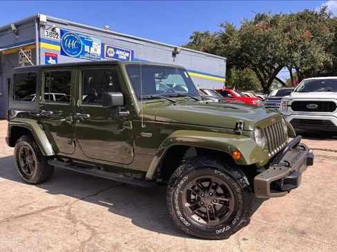 Used 2016 Jeep Wrangler Unlimited Sahara AWD/4WD image 1