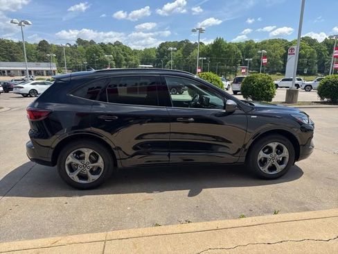 Used 2024 Ford Escape ST-Line w/ Tech Pack #1 AWD/4WD image 10
