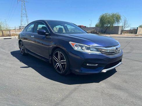 Used 2017 Honda Accord Sport Special Edition image 3