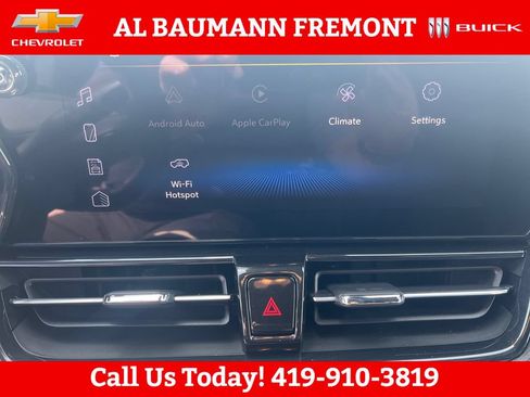 Used 2025 Chevrolet TrailBlazer RS w/ Convenience Package AWD/4WD image 19