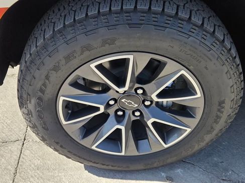 Certified 2021 Chevrolet Tahoe Z71 image 9