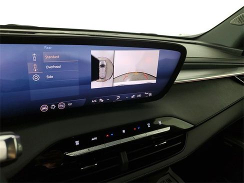 Used 2025 Buick Enclave Preferred image 32