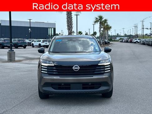 Used 2025 Nissan Kicks S FWD image 10