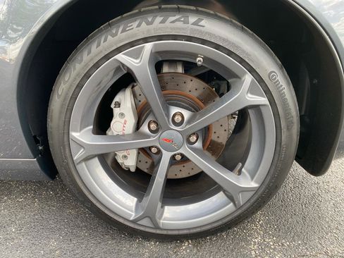 Used 2011 Chevrolet Corvette Grand Sport w/ Preferred Equipment Group RWD image 37