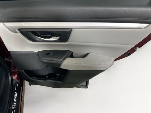 Used 2018 Honda CR-V LX image 27